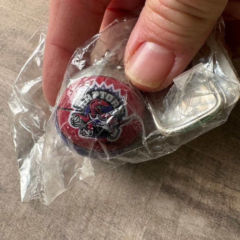 VINTAGE NBA Toronto Raptors  L'IL Brat Basketball Ball KEYCHAIN RARE New
